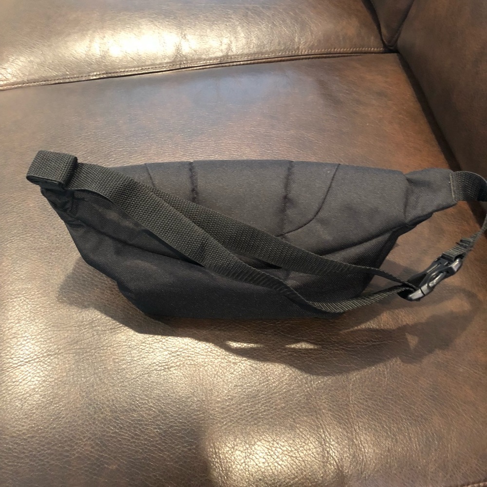 Adidas - Fanny pack - Picture 2 of 5